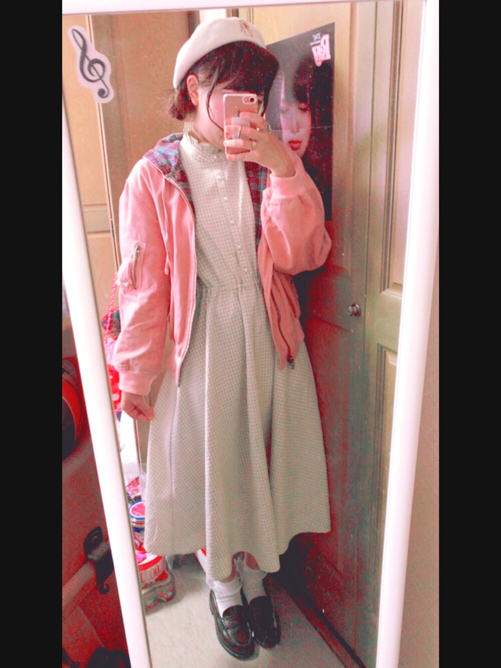 「おしゃれさんと繋がりたい、ootd、used mix、used、古着MIX、古着、PINK HOUSE、ワンピース」｜「LEBECCA boutiqueのアイテム（ワンピース、ベージュ系）」を使った、みずみんさん（レディース・162cm）の秋コーディネートの1枚目の写真