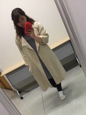 「ワンピース×スニーカー」｜「アイテム（トレンチコート）」を使った、ちゃきさん（レディース・160cm）の春コーディネート