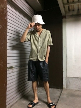 「roundabout（ラウンダバウト）のアイテム」を使った、平塚直人 さん（メンズ・175cm）の夏コーディネート