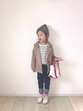 「インディゴデニム」｜「アイテム（トレンチコート）」を使った、バニージョイ☆さん（キッズ・110cm）の春コーディネート