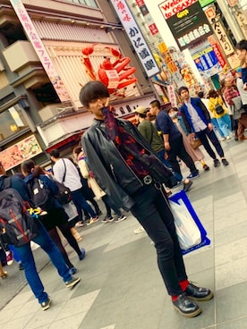 「Confirm（コンファーム）のアイテム（ライダースジャケット）」を使った、HIBIKIさん（メンズ・173cm）の春コーディネート