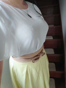 「UNIQLO（ユニクロ）のアイテム（シャツ/ブラウス、ホワイト系）」を使った、菜摘さん（レディース・162cm）の春コーディネート