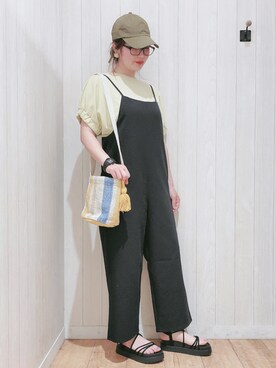 「DRESKIP（ドレスキップ）のアイテム（オールインワン・サロペット）」を使った、Maaaaachanさん（レディース・164cm）の春コーディネート