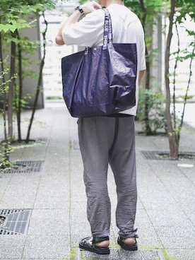 「MSGM（エムエスジーエム）のアイテム（サンダル）」を使った、Shoさん（メンズ・180cm）の夏コーディネート