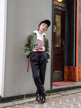 「asos（エイソス）のアイテム（ブルゾン）」を使った、仲西さほみさん（レディース・156cm）の秋コーディネート