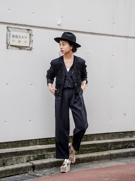 「オールブラックコーデ」｜仲西さほみさん（レディース・156cm）の秋コーディネート