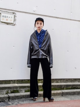 「レトロ」｜「アイテム（スタジャン）」を使った、仲西さほみさん（レディース・156cm）の秋コーディネート