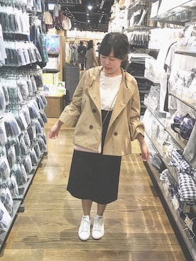 「古着女子」｜「アイテム（トレンチコート）」を使った、saki さん（レディース・156cm）の秋コーディネート