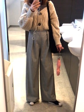 「シンプルおしゃれが好き」｜「アイテム（スリッポン）」を使った、AMIさん（レディース・164cm）の秋コーディネート