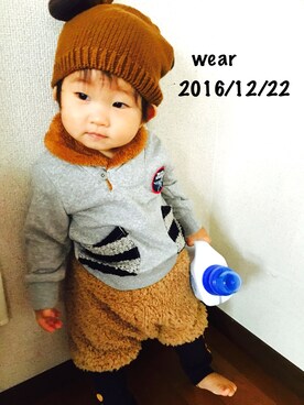 「babyGAP（babyGAP）のアイテム（ニットキャップ/ビーニー、ブラウン系）」を使った、ゆかりちゃんさん（キッズ）の冬コーディネート