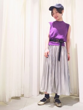 TSUNOさんの「箔プリントウエストゴムプリーツスカート」を使ったコーディネート