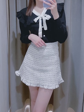 「titty＆Co. PETIT（ティティアンドコープティ）のアイテム（スカート）」を使った、momo☁️さん（レディース・168cm）の秋コーディネート