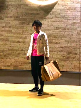 しんや.adidasさんのコーディネート