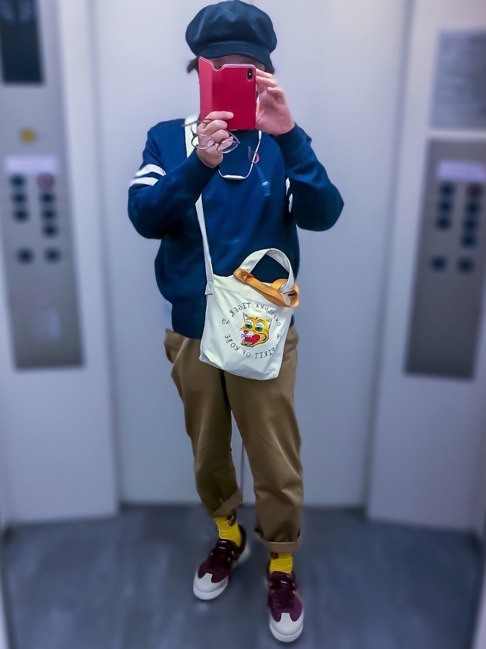 「キャスケット、CA4LA、セーター、チノパン、Polo Ralph Lauren、古着、マスタード、オニツカタイガー、メガネ男子、秋のマイ旬スタイル」｜「Onitsuka TigerのMIDDLE SOCK（ソックス/靴下、イエロー系）」を使った、m.suzuki さん（メンズ・172cm）の秋コーディネートの1枚目の写真
