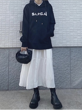 「Sacai（サカイ）のアイテム（パーカー）」を使った、ycmさん（レディース・160cm）の春コーディネート