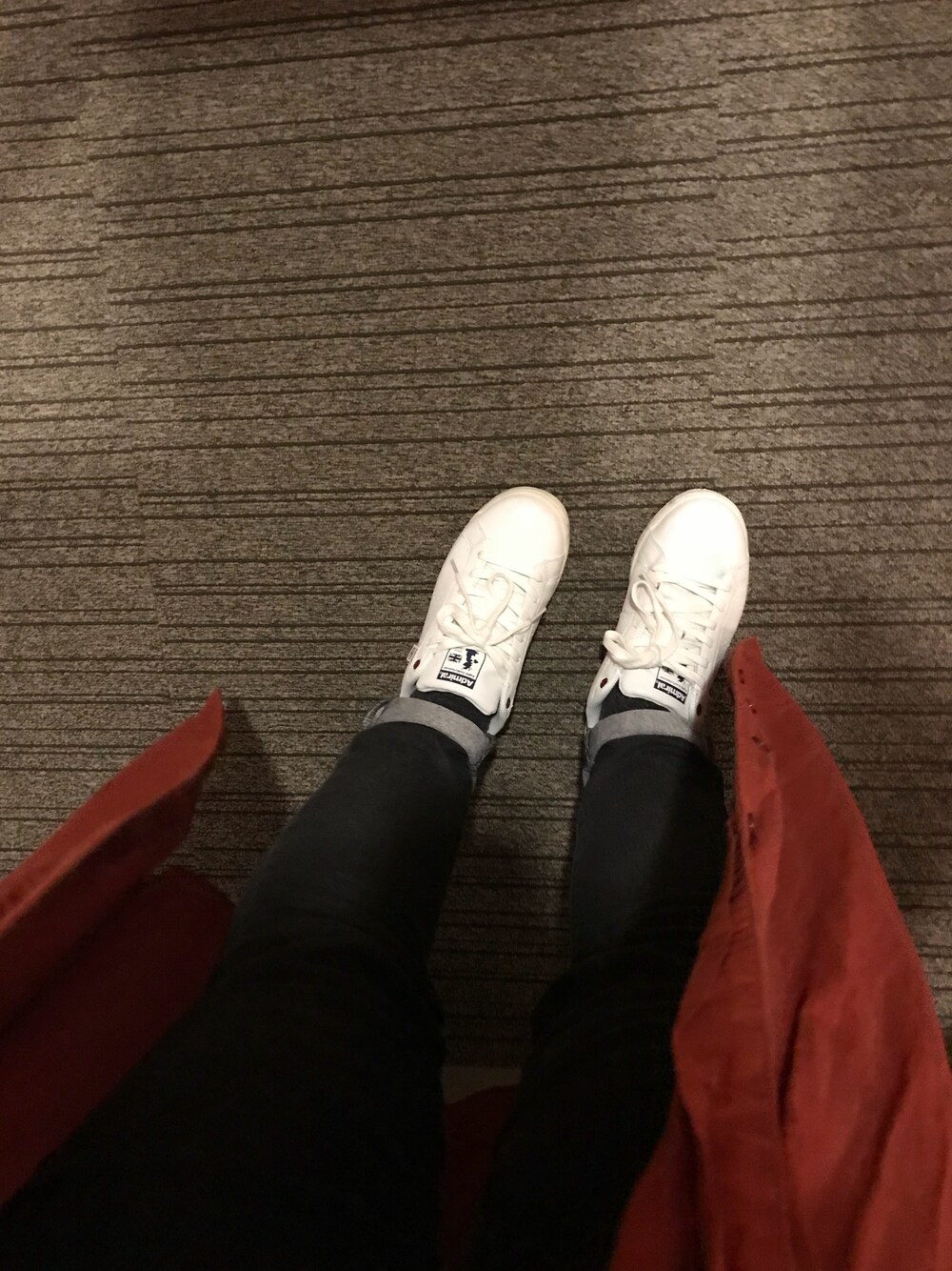 「スニーカー、Admiral」｜「AdmiralのCAMBRIDGE / ケンブリッジ（スニーカー、ホワイト系）」を使った、さらよこ☻さん（レディース・155cm）の秋コーディネートの1枚目の写真