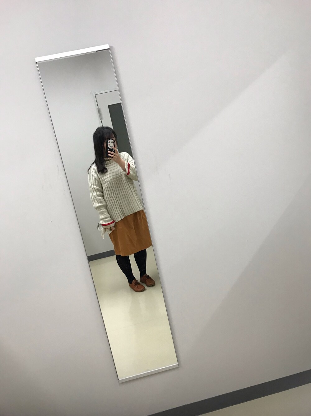 「ニット」｜「coca（coca）の袖ライン入りプチタートルネックニット（ニット/セーター、ホワイト系）」を使った、さらよこ☻さん（レディース・155cm）の秋コーディネートの1枚目の写真