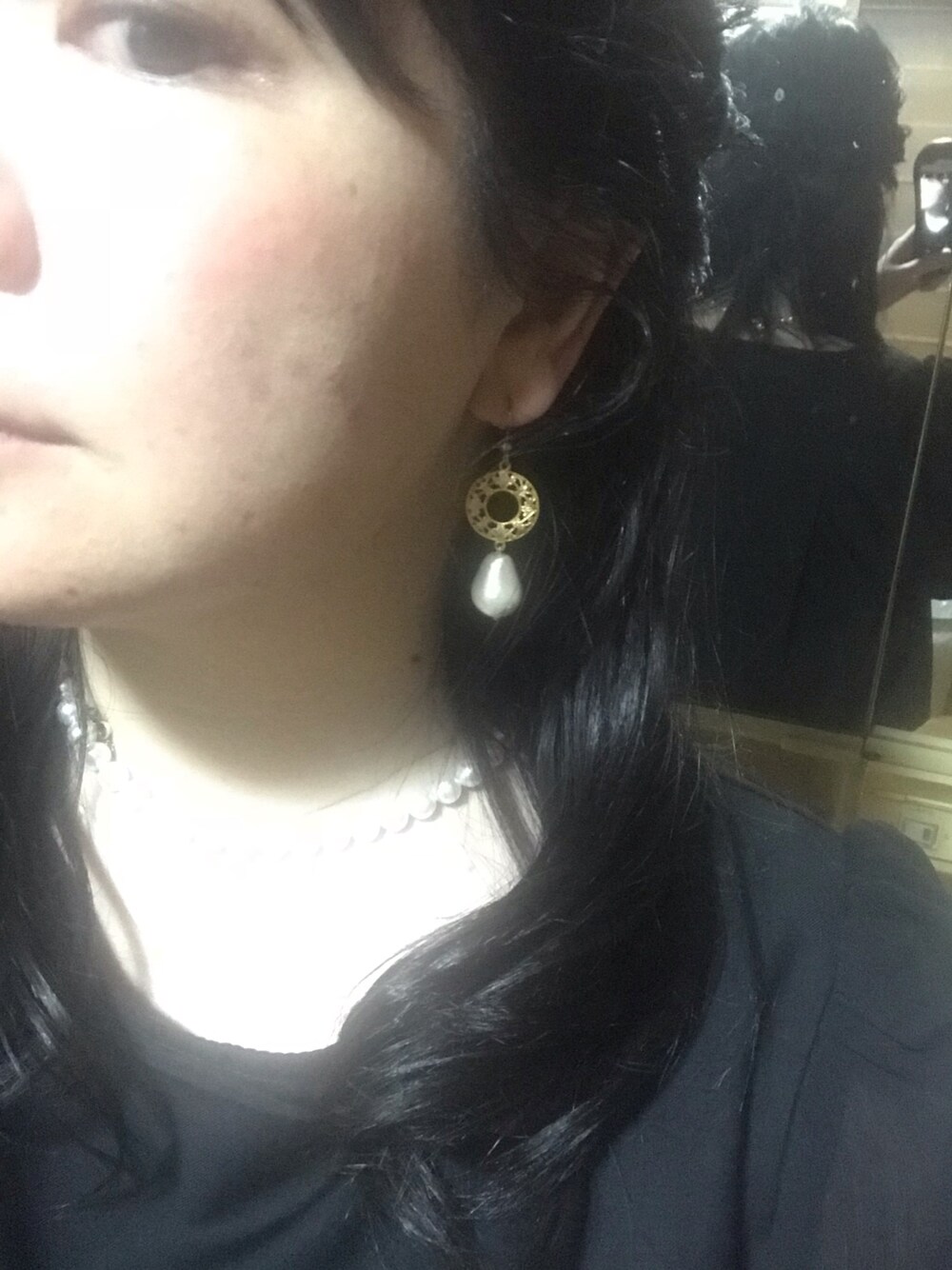 「ピアスお気に入り」｜「Handmadeのアイテム（ピアス（両耳用）、ゴールド系）」を使った、さらよこ☻さん（レディース・155cm）の秋コーディネートの1枚目の写真