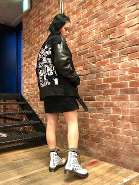 「パンクコーデ」｜「アイテム（ライダースジャケット）」を使った、aykさん（レディース・157cm）の冬コーディネート