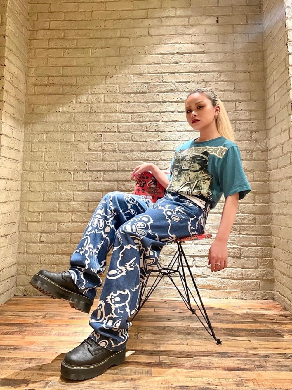 HYSTERIC GLAMOUR（ヒステリックグラマー）の「MODERNICA/Shell