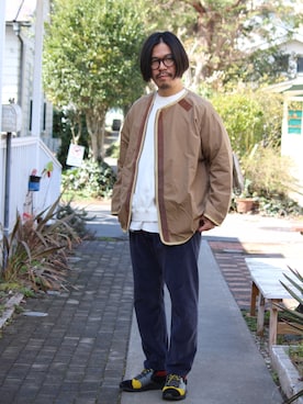「FENDI」｜「アイテム（ミリタリージャケット）」を使った、MATSUMOTOHIKOさん（メンズ・173cm）の春コーディネート