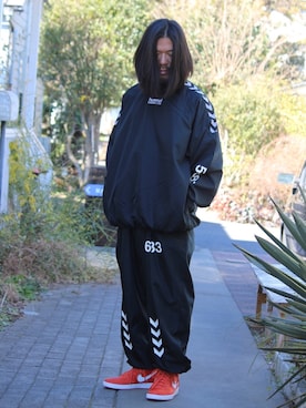 「アイテム（その他トップス）」を使った、MATSUMOTOHIKOさん（メンズ・173cm）の冬コーディネート