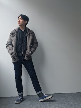 「blue」｜「アイテム（カーディガン/ボレロ）」を使った、CHAPCHIMSIさん（メンズ・178cm）の冬コーディネート