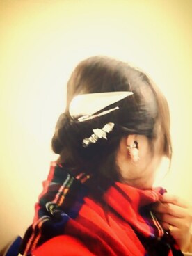 「PLUIE（プリュイ）のアイテム（バレッタ/ヘアクリップ、シルバー系）」を使った、mashiroさん（レディース・160cm）の春コーディネート