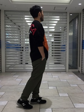 「バックプリント」｜「アイテム（スニーカー）」を使った、yoshihikoさん（メンズ・173cm）の夏コーディネート