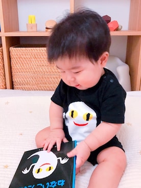 「アイテム（ロンパース、ブラック系）」を使った、ほっぺくんさん（キッズ・61cm）の秋コーディネート