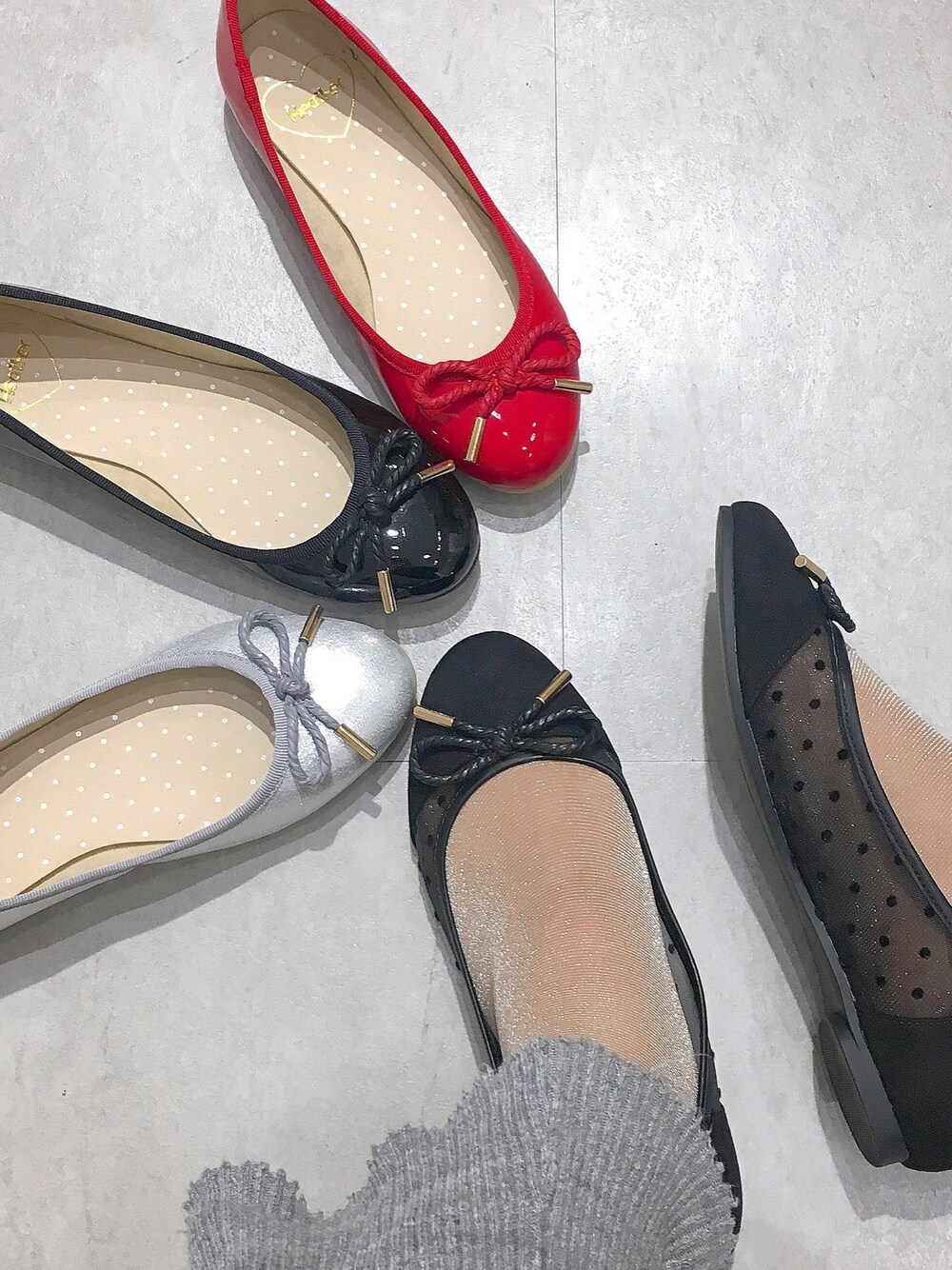 「Heather、へザー、バレエシューズ」｜「Heatherのバレエシューズ　778178（バレエシューズ、ブラック系）」を使った、Mikuさん（レディース・161cm）の冬コーディネートの1枚目の写真