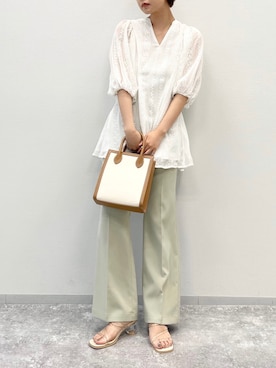 「Heather（ヘザー）のアイテム（スラックス）」を使った、Mikuさん（レディース・162cm）の春コーディネート