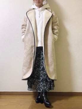 「パーカー」｜「アイテム（ムートンコート）」を使った、K©︎さん（レディース・156cm）の冬コーディネート