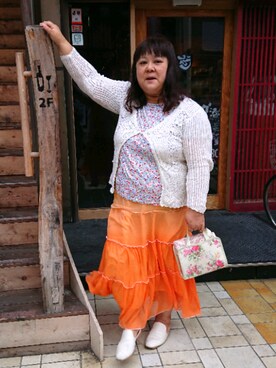 「アイテム（ポーチ）」を使った、かおりんさん（レディース・156cm）の秋コーディネート