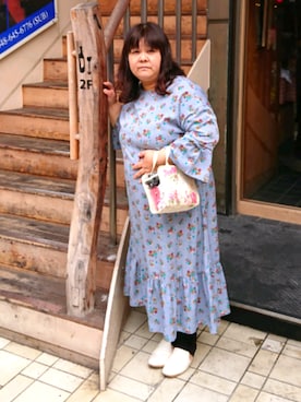 「アイテム（ポーチ）」を使った、かおりんさん（レディース・156cm）の秋コーディネート