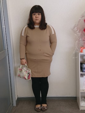 「アイテム（ポーチ）」を使った、かおりんさん（レディース・156cm）の秋コーディネート