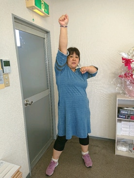 「ミカヅキモモコ（ミカヅキモモコ）のアイテム（アクセサリー）」を使った、かおりんさん（レディース・156cm）の夏コーディネート
