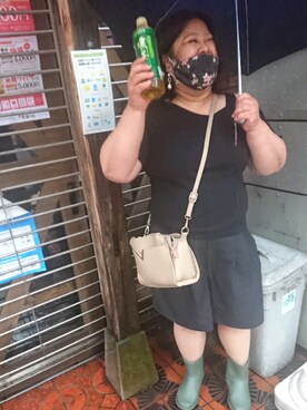 「アイテム（レインシューズ、グリーン系）」を使った、かおりんさん（レディース・156cm）の夏コーディネート