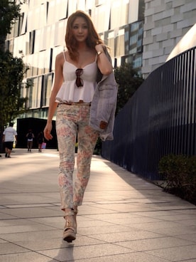 「Language（ランゲージ）のアイテム」を使った、Rika Tanabeさん（レディース・156cm）の秋コーディネート