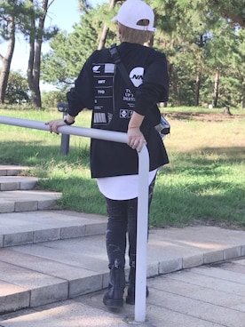 「ブラック×ホワイト」｜「アイテム（キャップ）」を使った、YuuKiさん（レディース・155cm）の秋コーディネート