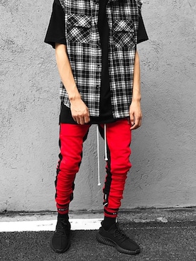 「VETEMENT（ヴェットモン）のアイテム」を使った、urkoolstreetwearさん（メンズ・178cm）の夏コーディネート