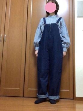「rps（アールピーエス）のアイテム（オールインワン・サロペット）」を使った、すずめさん（レディース・160cm）の冬コーディネート