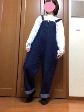 「rps（アールピーエス）のアイテム（オールインワン・サロペット）」を使った、すずめさん（レディース・160cm）の冬コーディネート