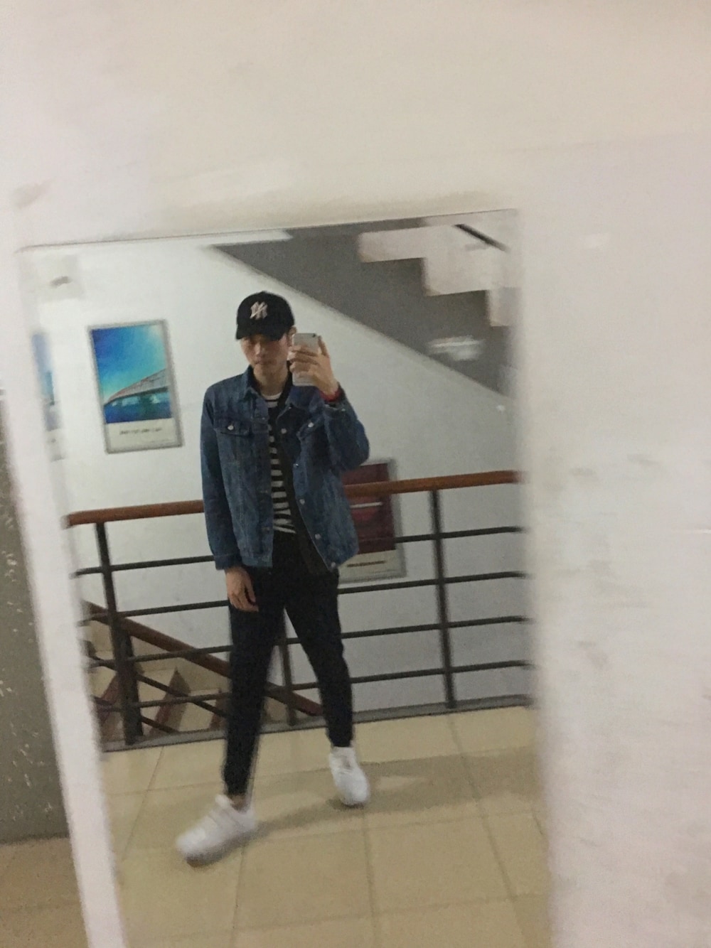 「90’s、boy、summer、sporty」｜「MLBのアイテム（キャップ、ブラック系）」を使った、eyeschaokunさん（メンズ・183cm）の春コーディネートの1枚目の写真