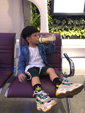 瑋苓 羅さんのコーディネート