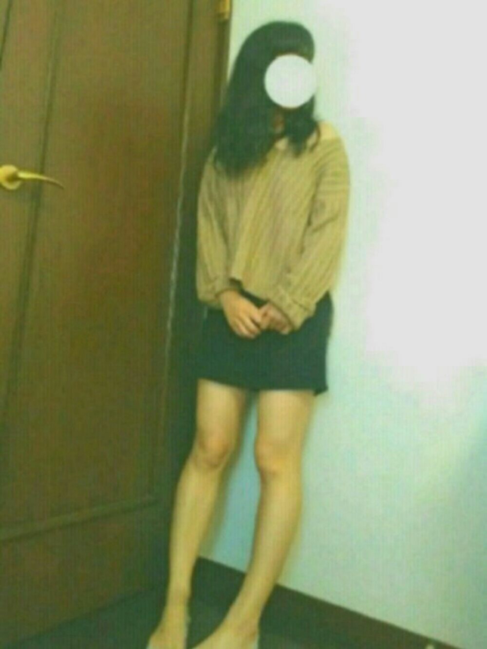 「GYDA、ニット、タイトスカート」｜「GYDAのアイテム（ニット/セーター、ベージュ系）」を使った、saaakiさん（レディース・156cm）の秋コーディネートの1枚目の写真