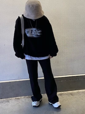 「LMCのアイテム（スウェット）」を使った、ㅅㄱさん（レディース・155cm）の秋コーディネート