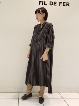 「スリット」｜「アイテム（シャツワンピース）」を使った、hirai.さん（レディース・158cm）の秋コーディネート
