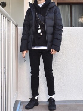 「GIVENCHY（ジバンシイ）のアイテム（チノパンツ）」を使った、すばるさん（メンズ・168cm）の冬コーディネート