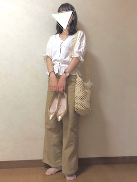 「スカラップ」｜「アイテム（チノパンツ）」を使った、おかゆさん（レディース・163cm）の夏コーディネート